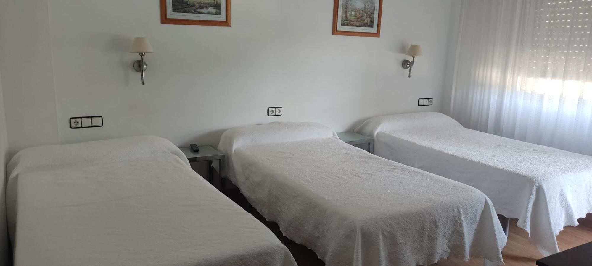 Hotel Los Rosales Almázcara Chambre photo