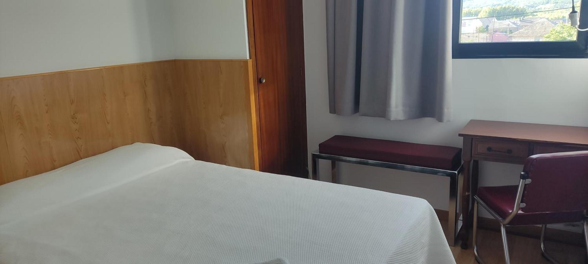 Hotel Los Rosales Almázcara Chambre photo