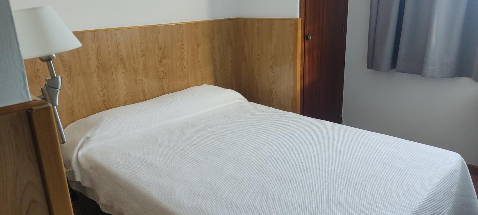 Hotel Los Rosales Almázcara Extérieur photo